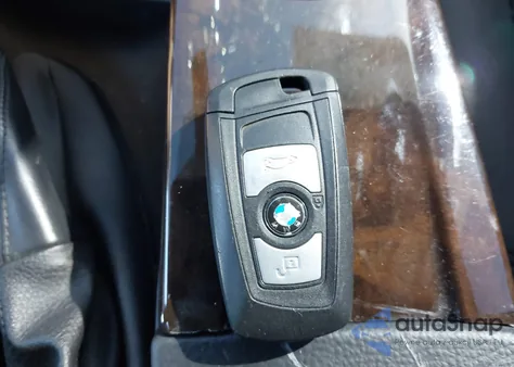 2015 BMW 328I xDrive из США, поврежденный, VIN WBA3B5G51FNS17331